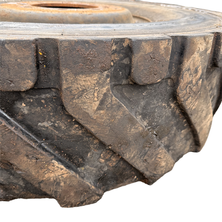 Däck på fälg 315/80r22,5